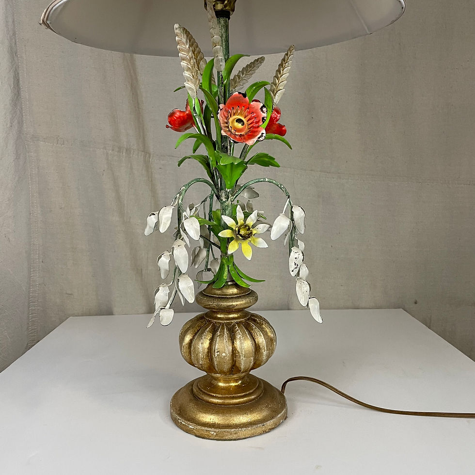 Thumbnail: Metal Floral Lamp