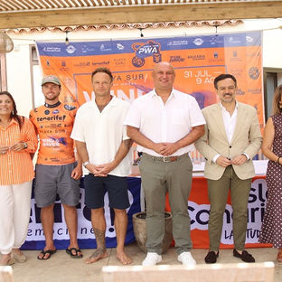 El Wind&Waves Festival convertirá de nuevo a El Médano en la capital mundial del windsurf