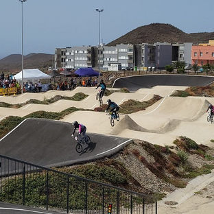 Continúan avanzando los trabajos de mejora del circuito BMX de Las Chafiras