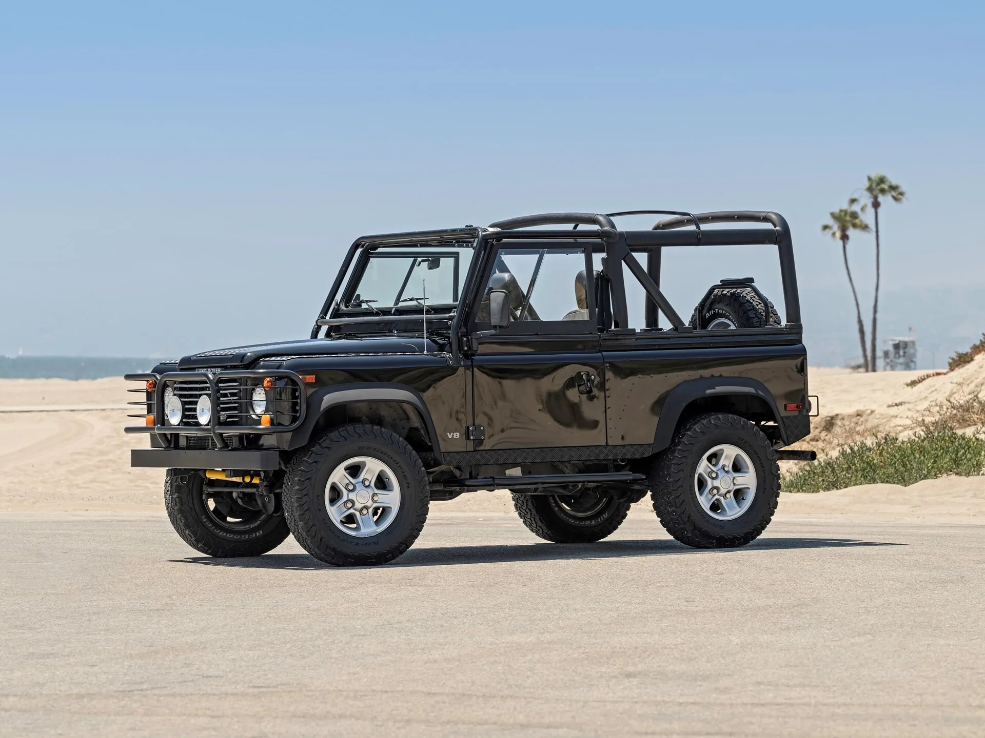 1997 Land Rover Defender 90 | Source: RM Sotheby's