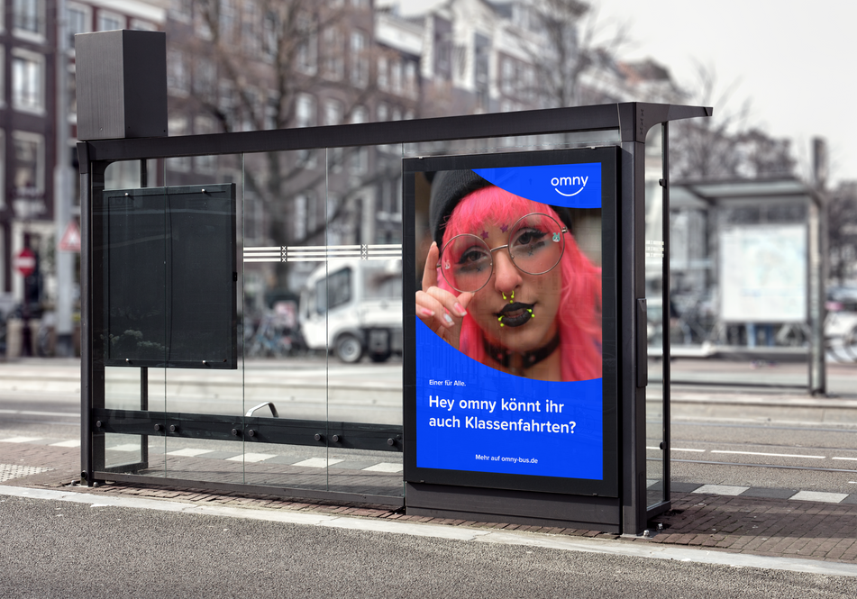 V2_omny_plakat.png
