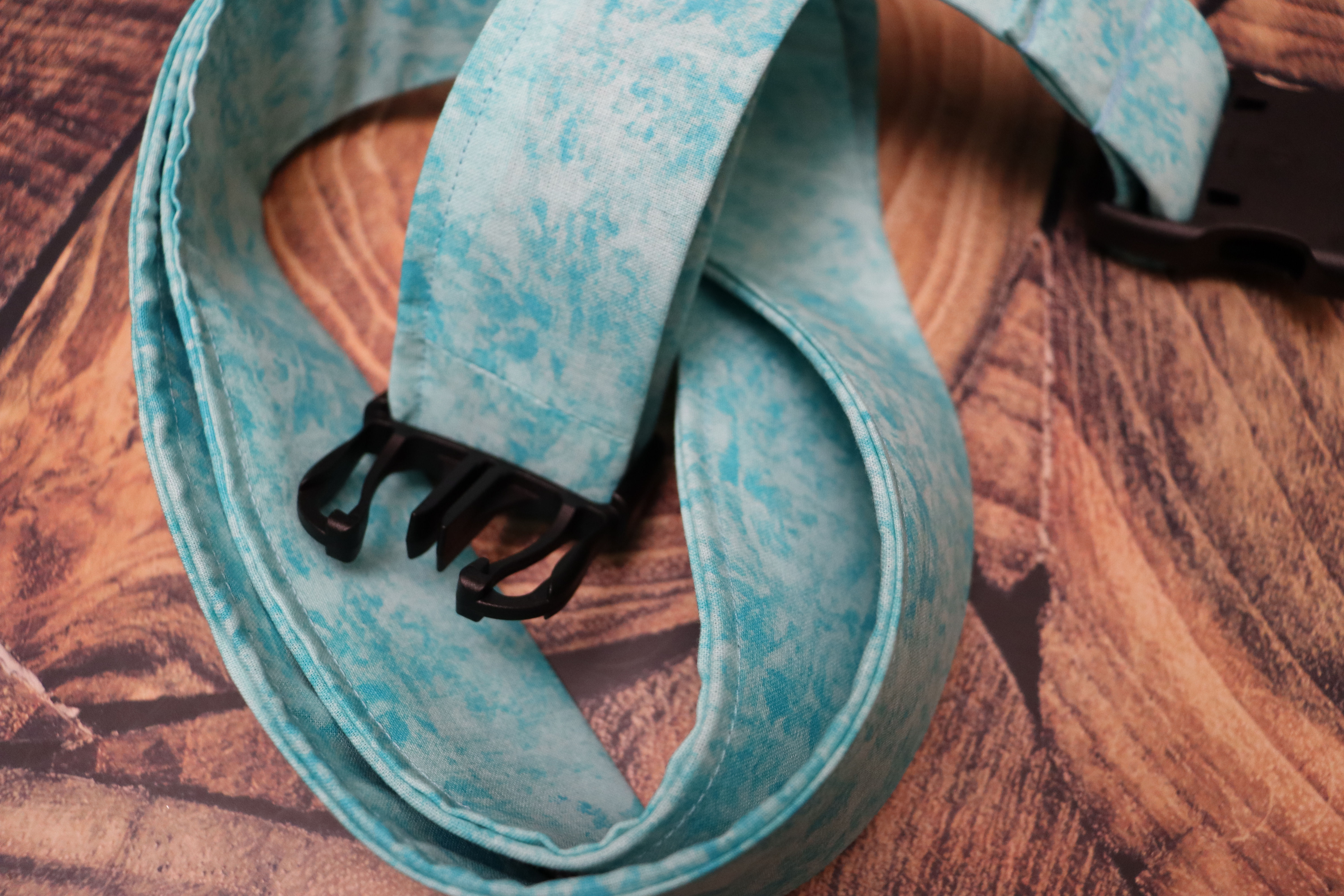 Blueish-Green & Cloudy Luggage Strap