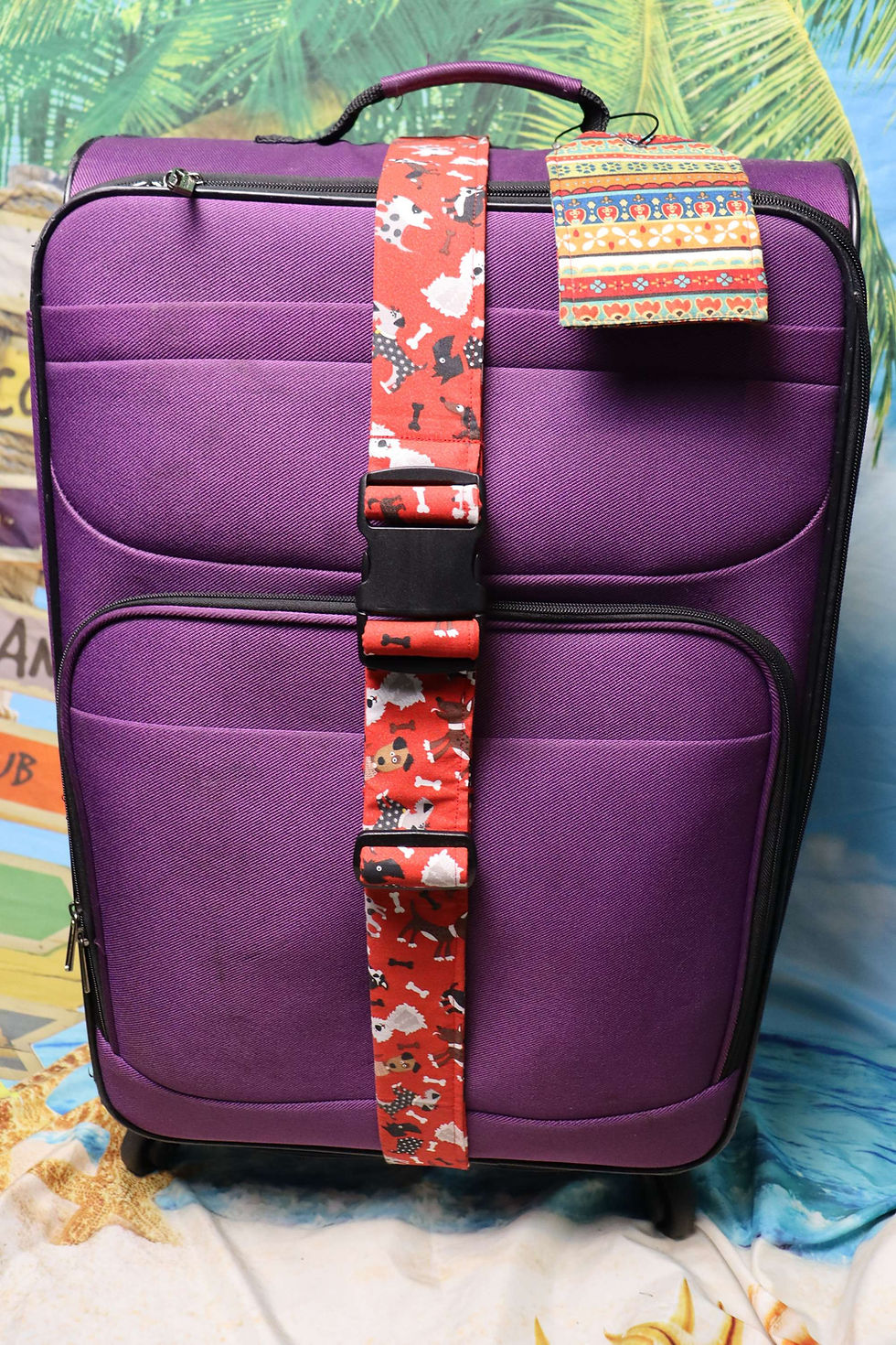 Thumbnail: Doggie Days Luggage Strap