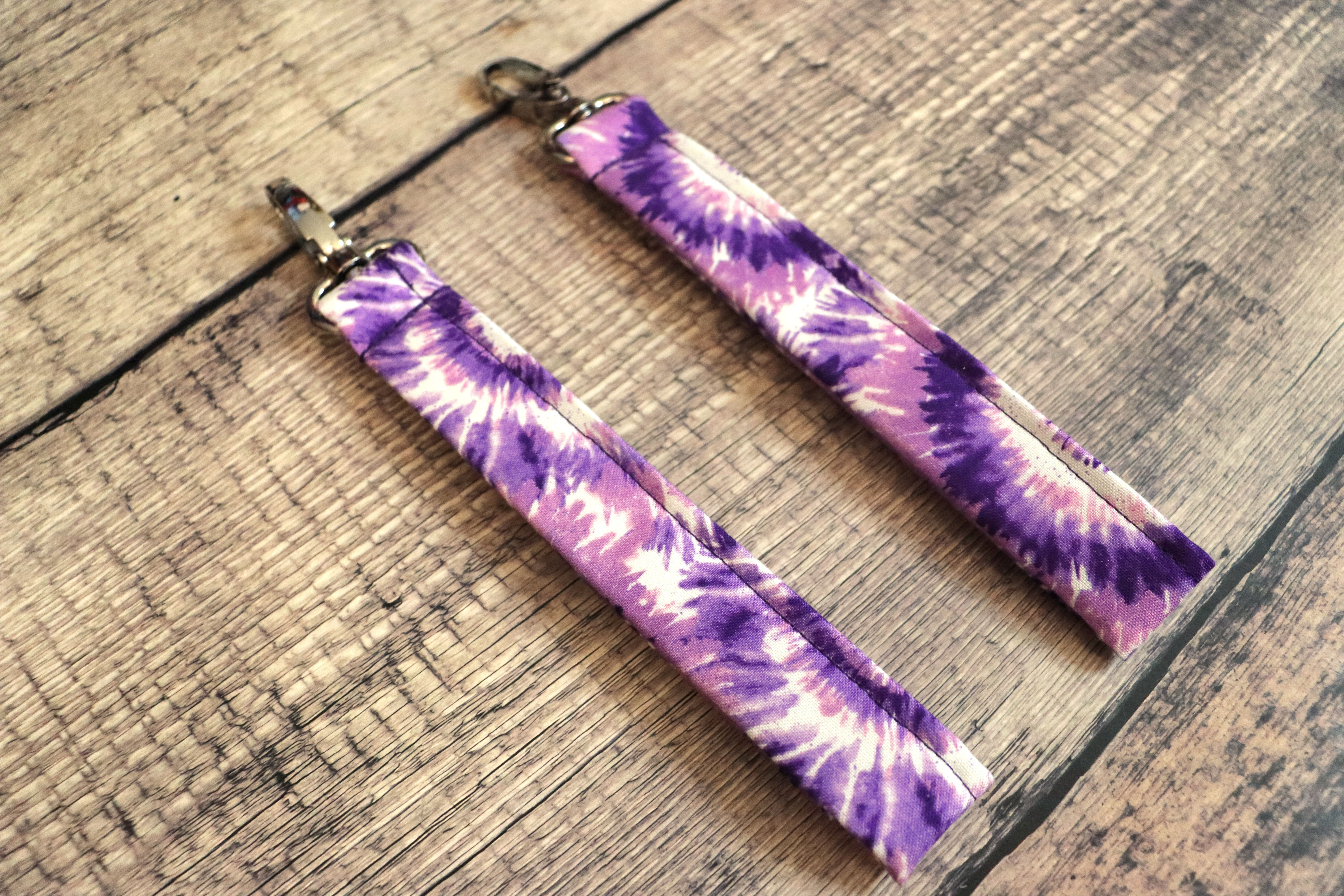 That Tye Dye Life: Purple Wristlet Keychain