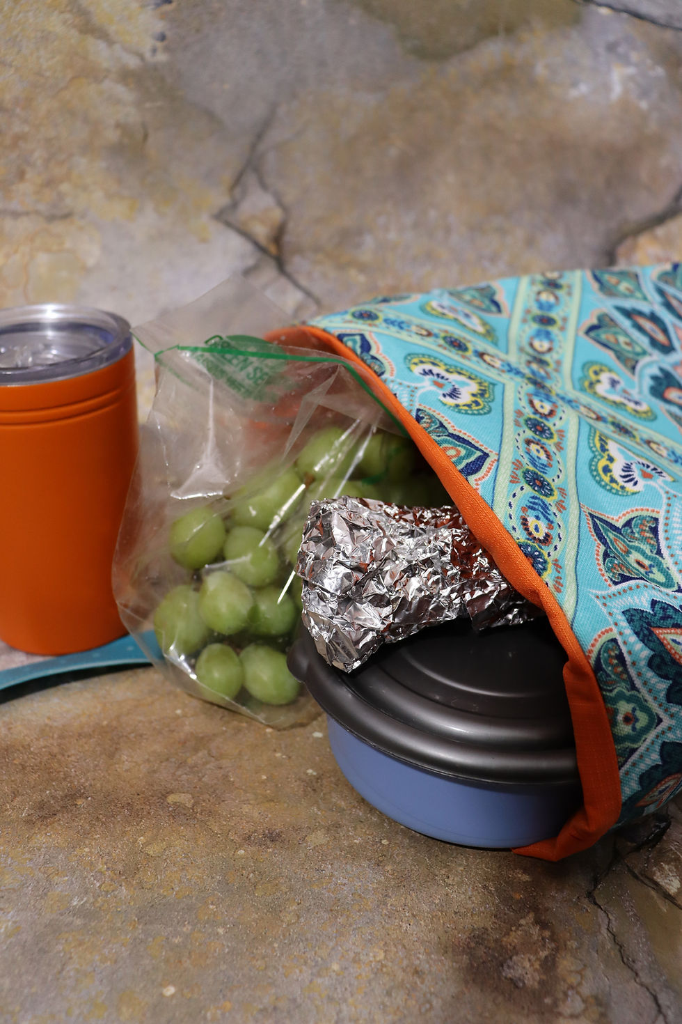 Thumbnail: Medallion Petals Insulated Classic Lunch Bag