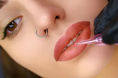 candy-lips-nice-06.webp