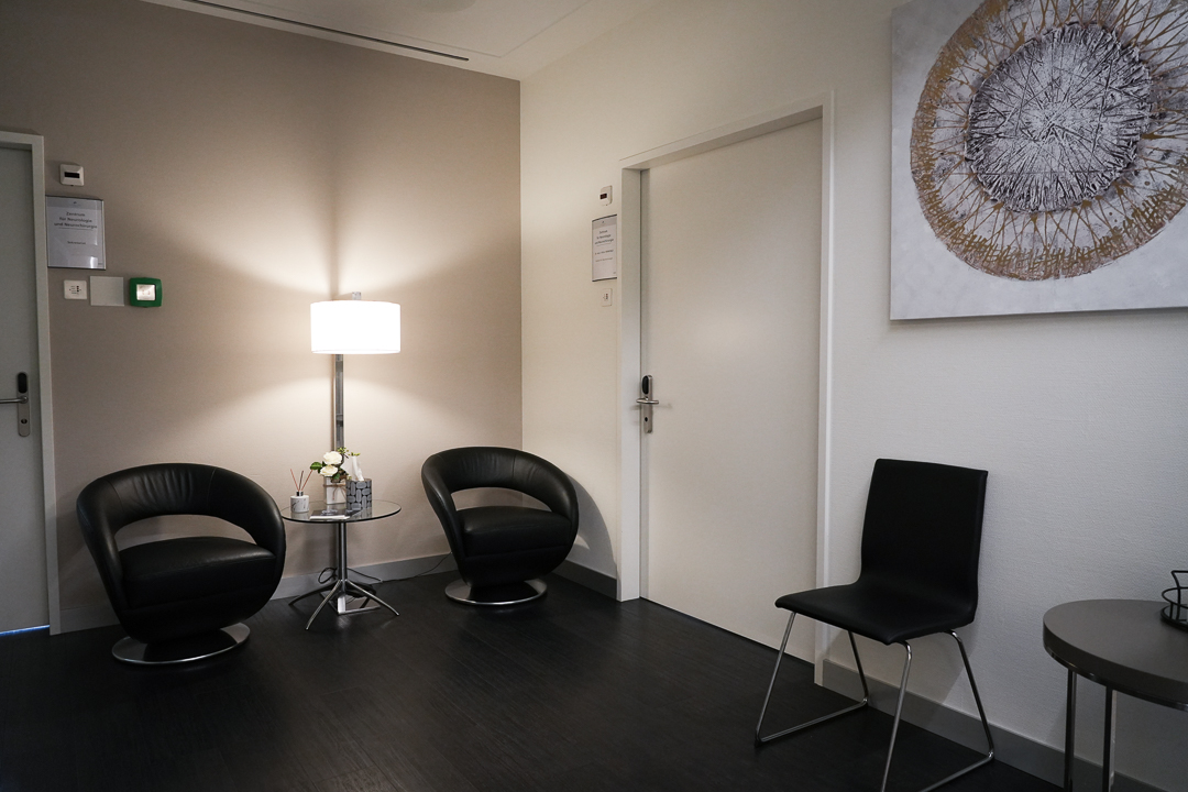 Zentrum für Neurologie und Neurochirurgie, Winterthur, Zürich, Neurochirurgie, Chirurgie, Neurologie, Rückenschmerzen, Kopfschmerzen