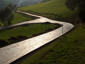 Betonwege_Brunner-Baggerarbeiten.jpg