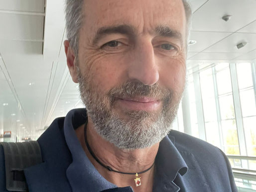 Seconda Opinione Neurochirurgo Vertebrale: perché può cambiare davvero la decisione terapeutica