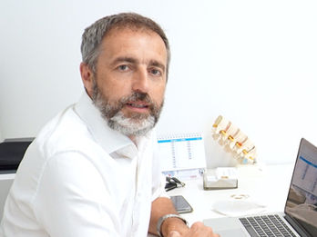 L'Artrosi Cervicale e l'Inverno: Realtà o Mito? Esploriamo la Scienza dietro le Variazioni Stagionali - I Consigli per combattere i dolori