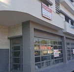 קומת המסחר לא אוכלס מאז שהוקם המבנה