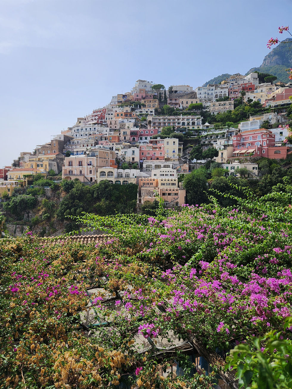 Amalfi Coast vs Lake Como: Which Italian Luxury Trip Wins?