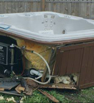 hot tub 2.jpg