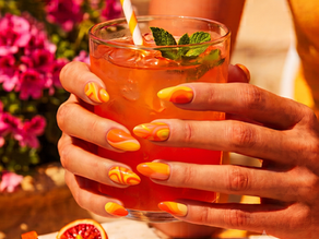 Tendances Ongles : Manucure Japonaise vs Couleurs Pop, quel camp allez-vous choisir ?