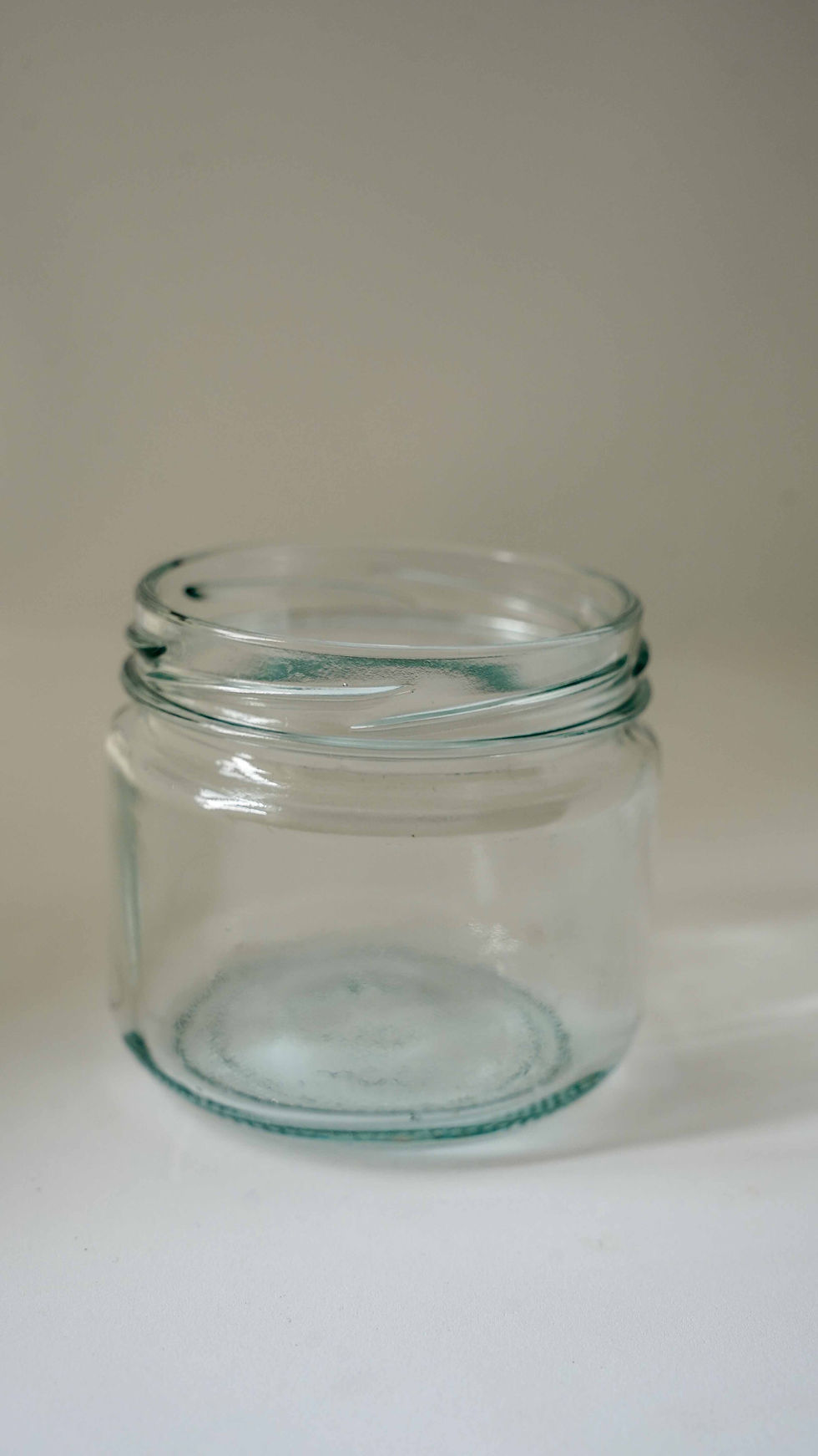 TVİSTOV 330 ml - suse bankalar. Şüşə banka sifarişir.