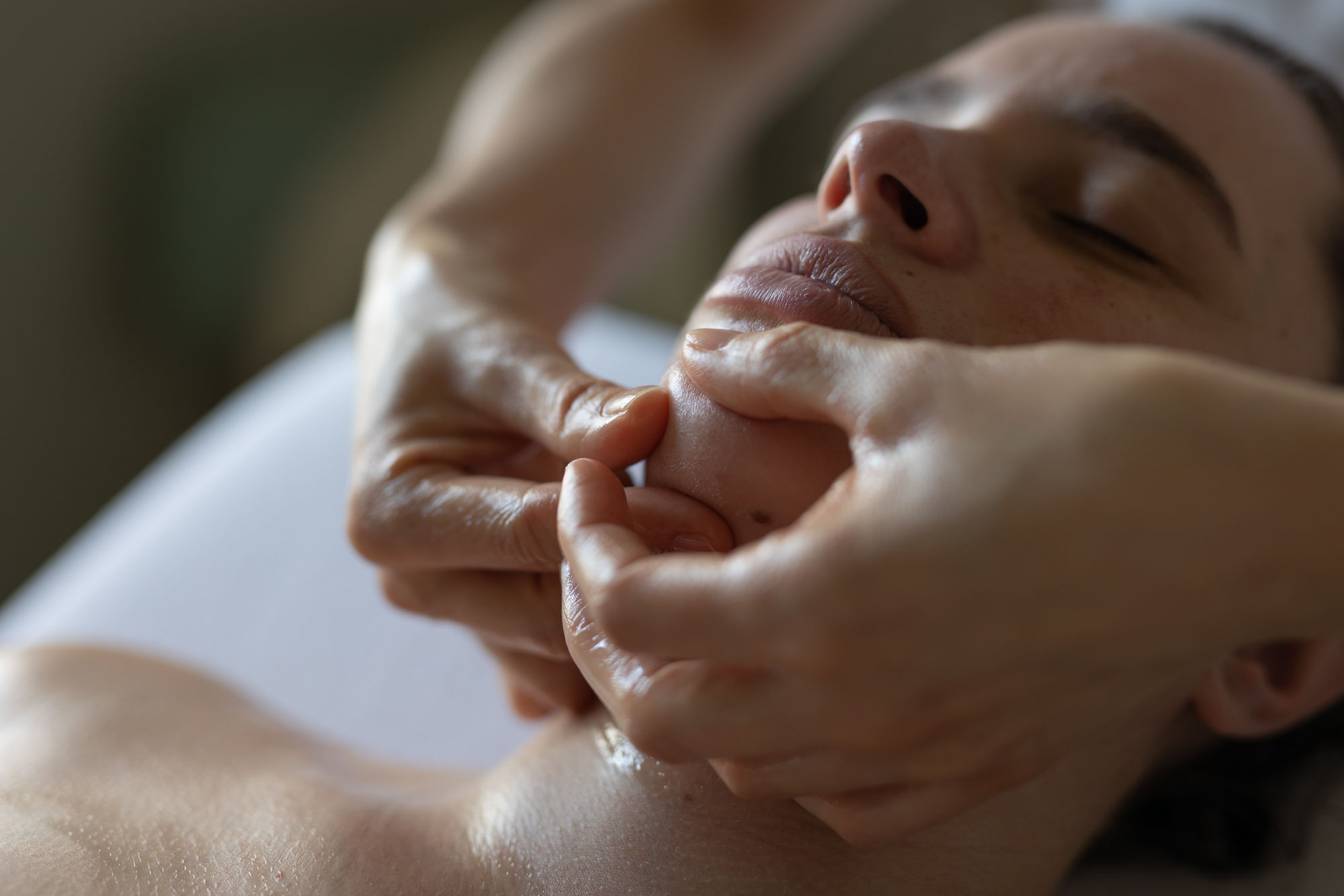 Massage facial KOBIDO