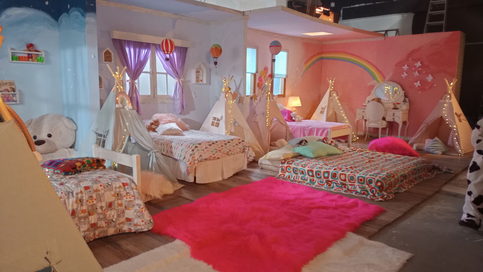 Final Set Dressing & Styling
