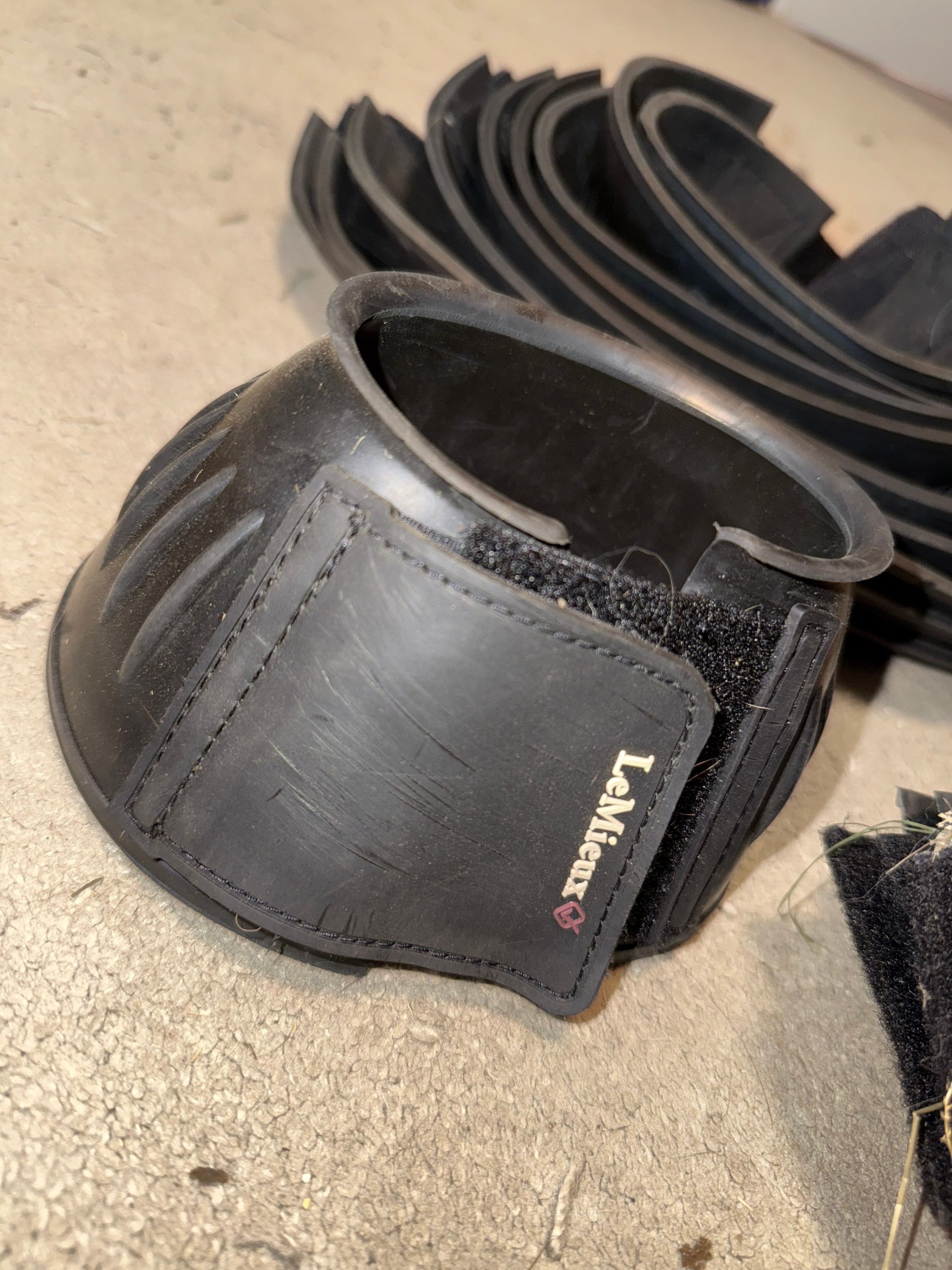 Large LeMieux Velcro Over Reach Boots