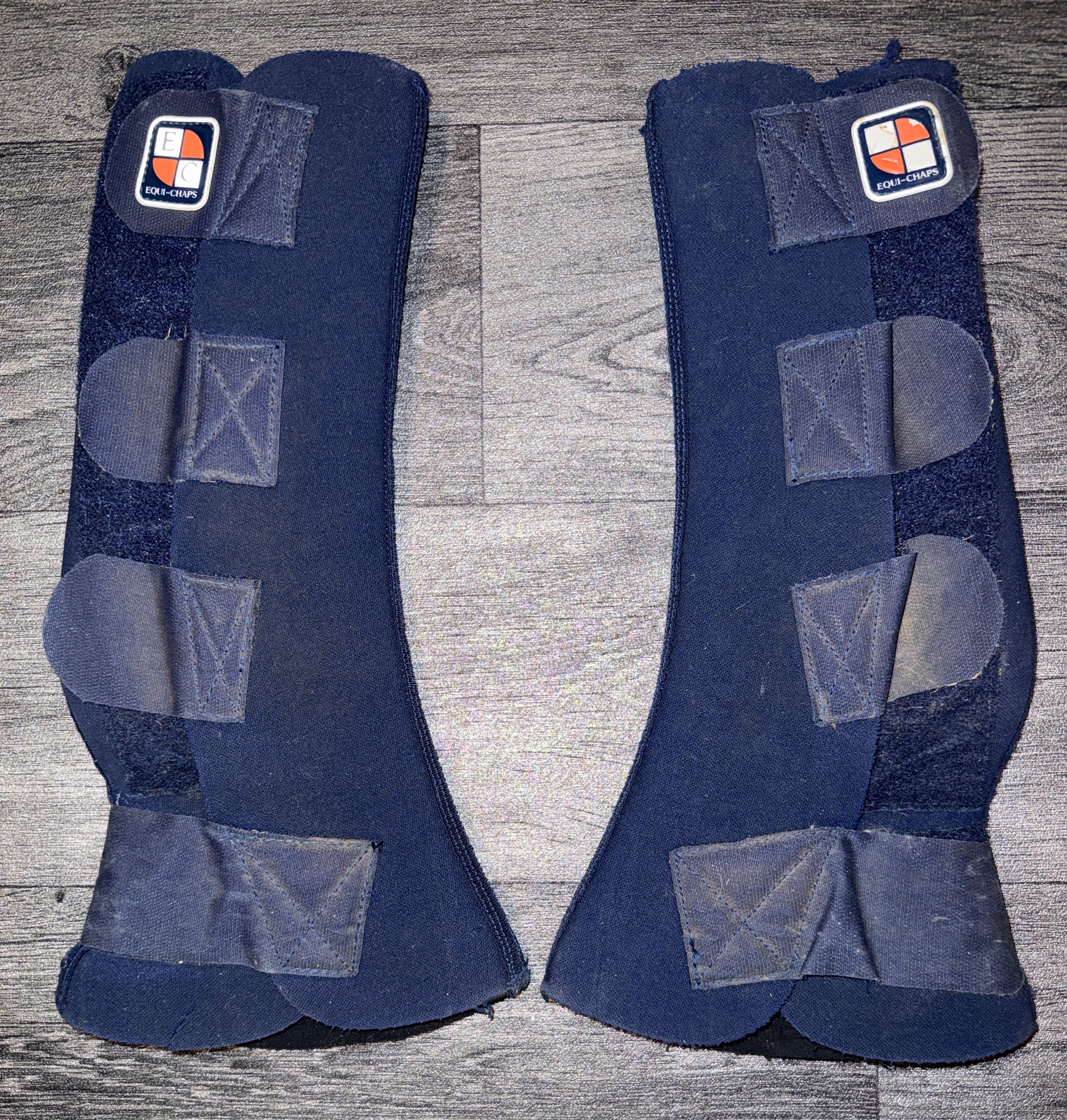 Large Equilibrium Hardy Turnout Boots