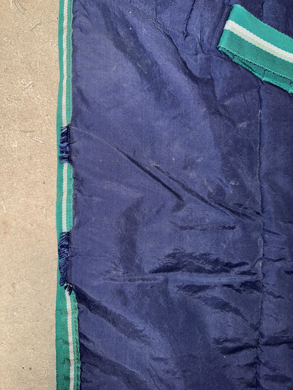 Thumbnail: 5’9 Horseware MW/HW Stable Rug