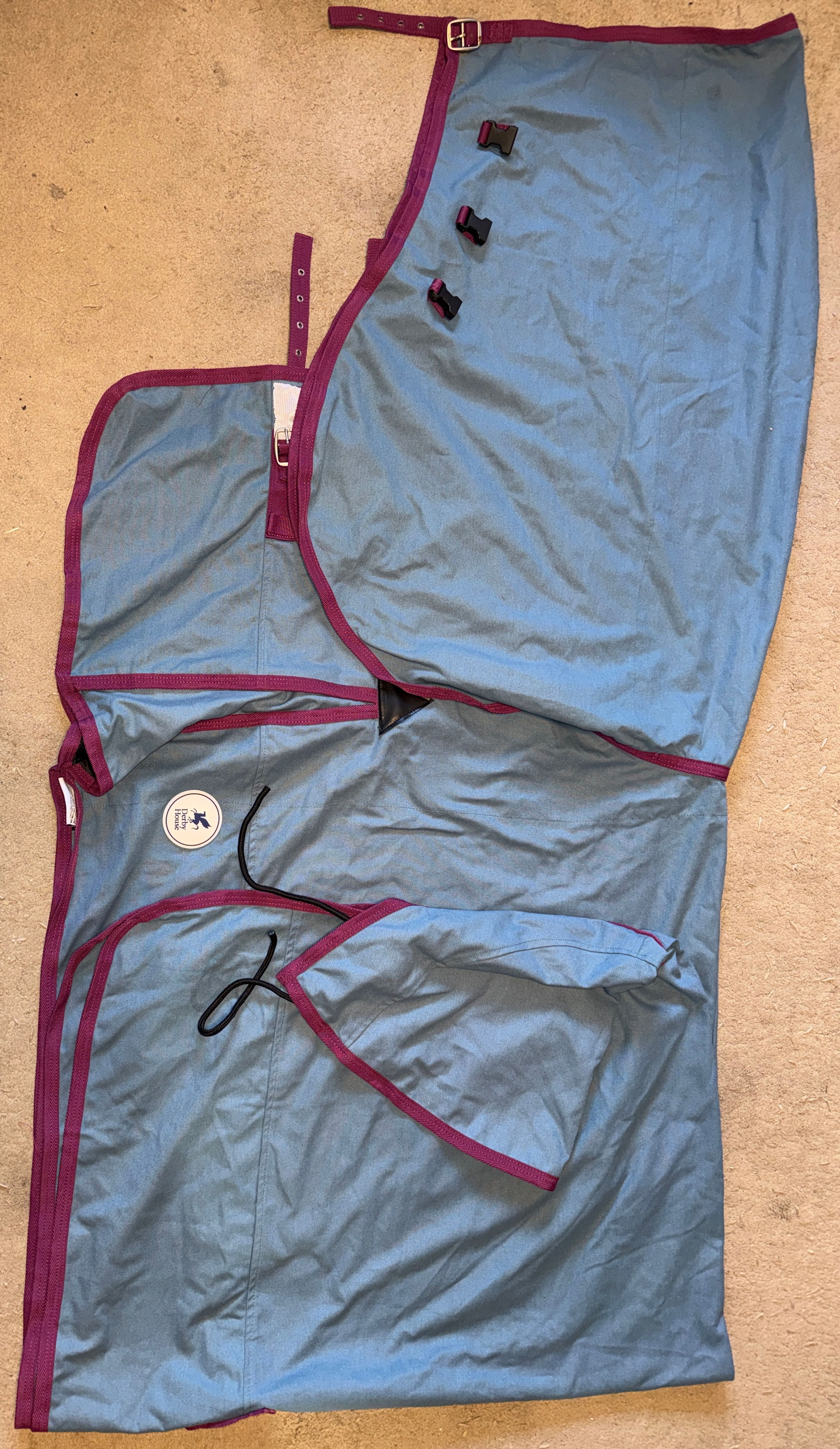 NEW 6’9 Derby House Combo Stable Sheet Rug