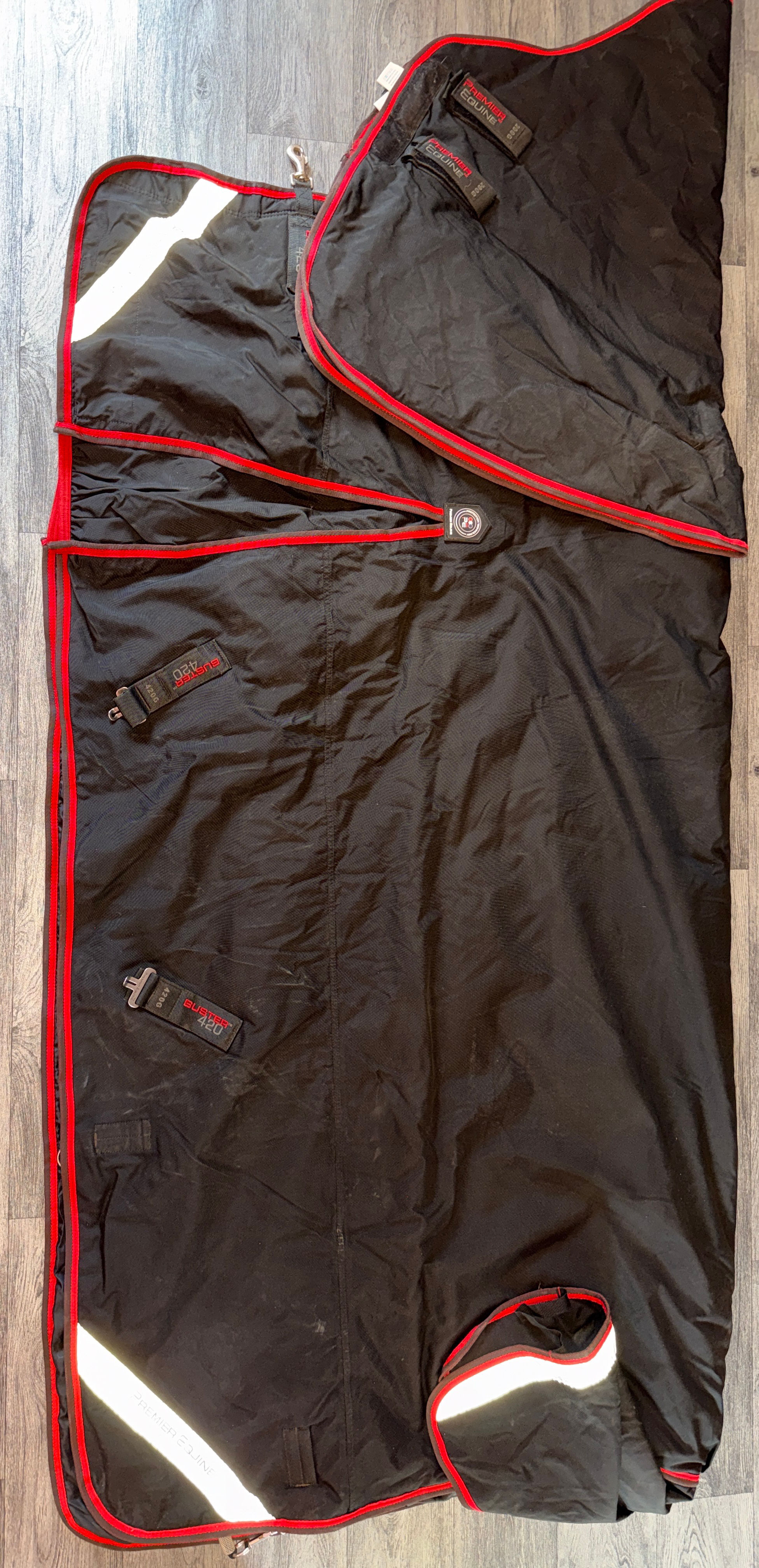 6’6 Premier Equine 420g Detachable Neck Turnout Rug