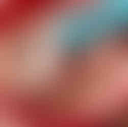 ice cream scoop with strawberry ice cream