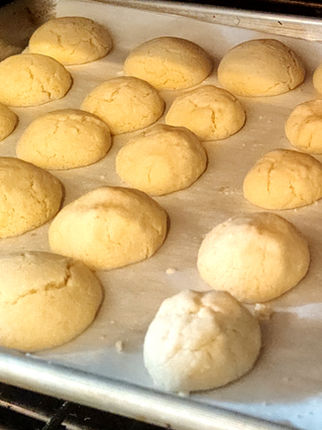 Freshly baked Crimean Kurabye cookies made with just three ingredients—ghee, flour, and powdered sugar. These traditional buttery shortbread cookies have a delicate crumbly texture and a lightly golden finish, served on a plate and perfect with tea or coffee.