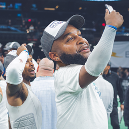 Championship #BigHead Toby Johnson (DL) was designed by Lobo Figueroa for the Massachusetts Pirates.