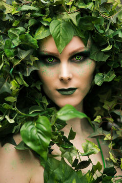 Kaija H-Poison Ivy