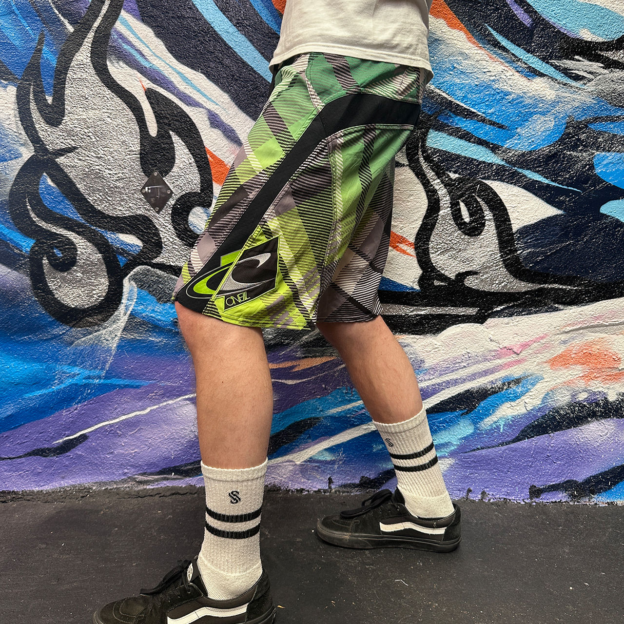 O'NEILL LOPEZ FREAK BRIGHT GREEN TARTAN PRINT STYLE