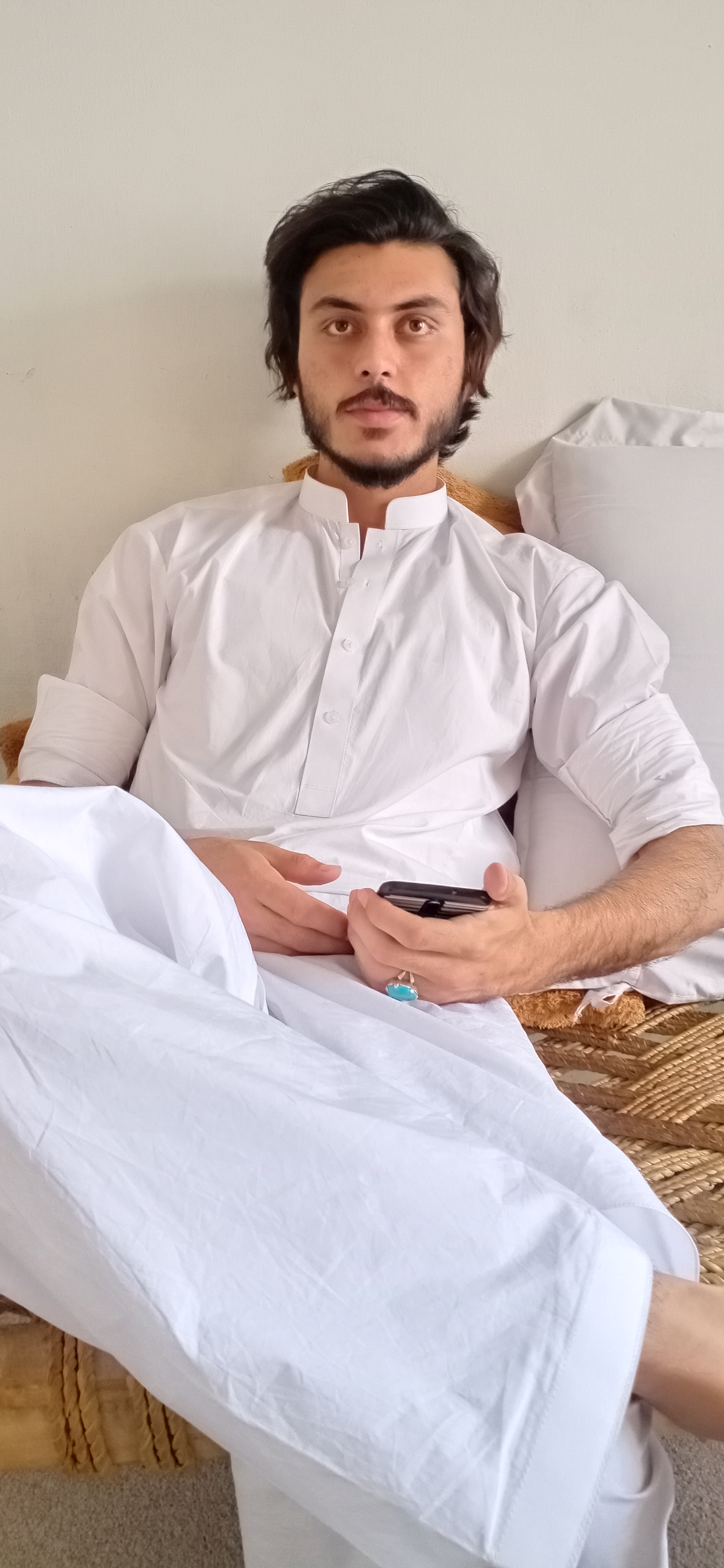 Writer: hamadabhi8