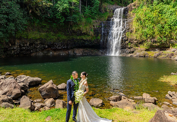 10-12-24Darcy-Henry-Elopement-Kulaniapia-Falls-Hawaii-Waterfall-Hilo-Big-Island-Kona-Weddi