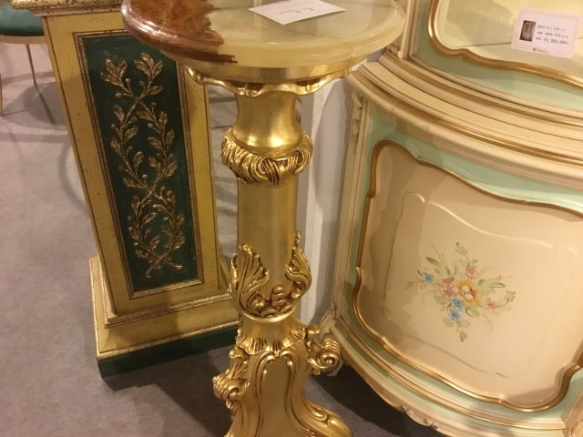 花台　ゴールド