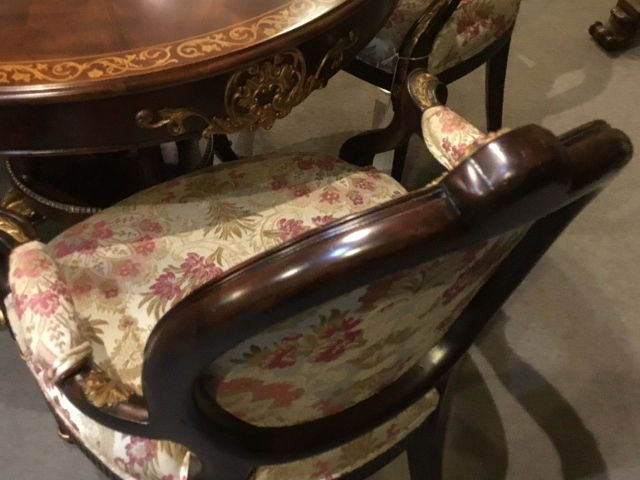 サムネイル： ダイニングセット