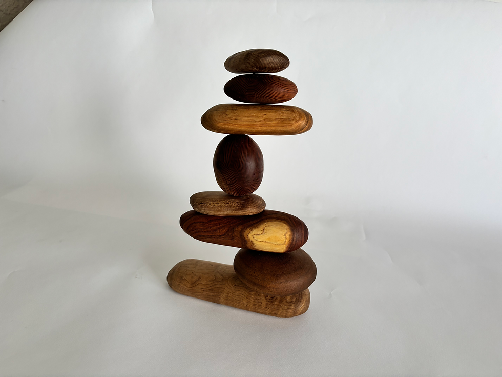 Thumbnail: Wooden Cairn