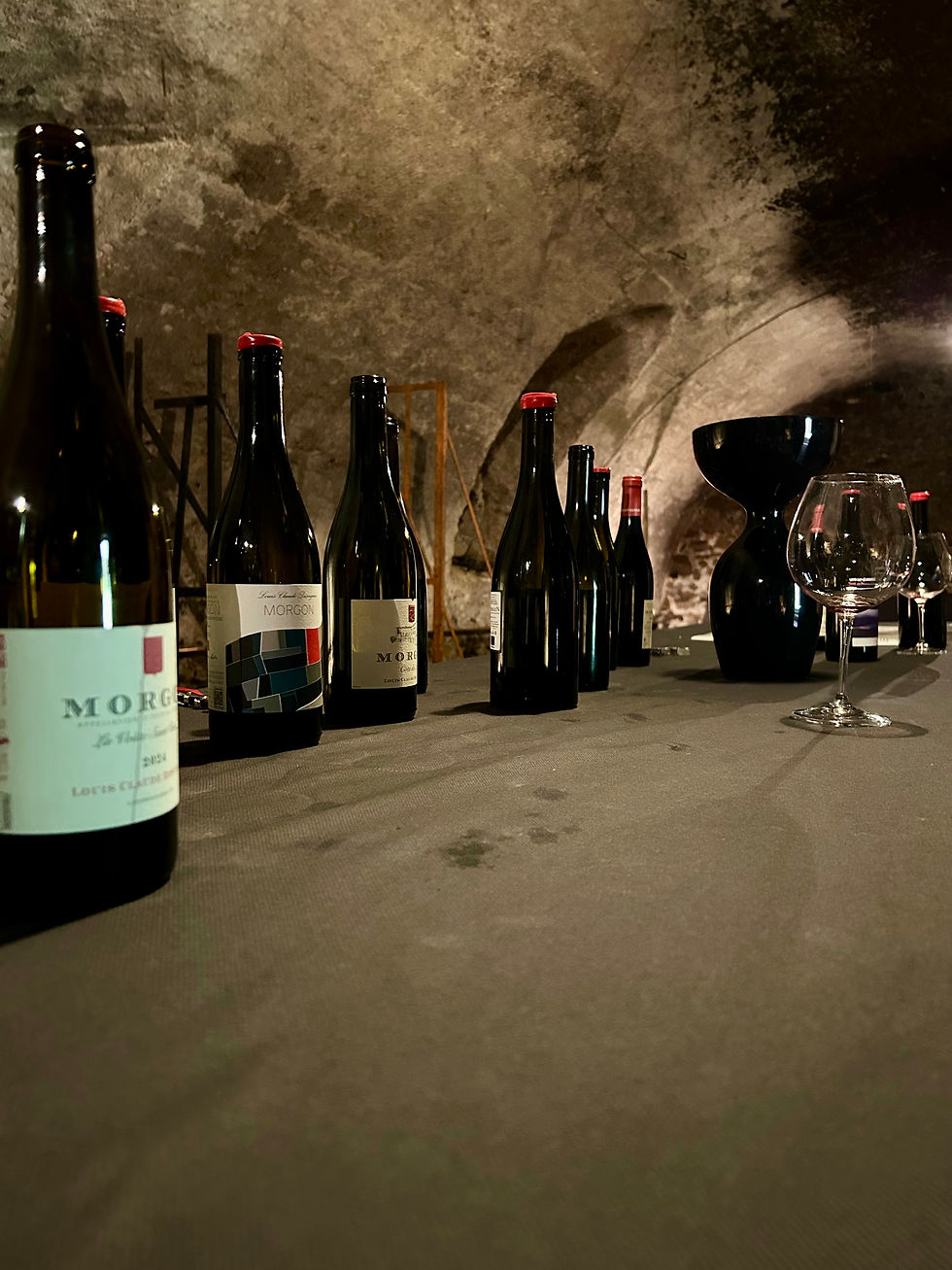 Beaujolais : une journée au rythme des dégustations et d'un déjeuner dans un restaurant local