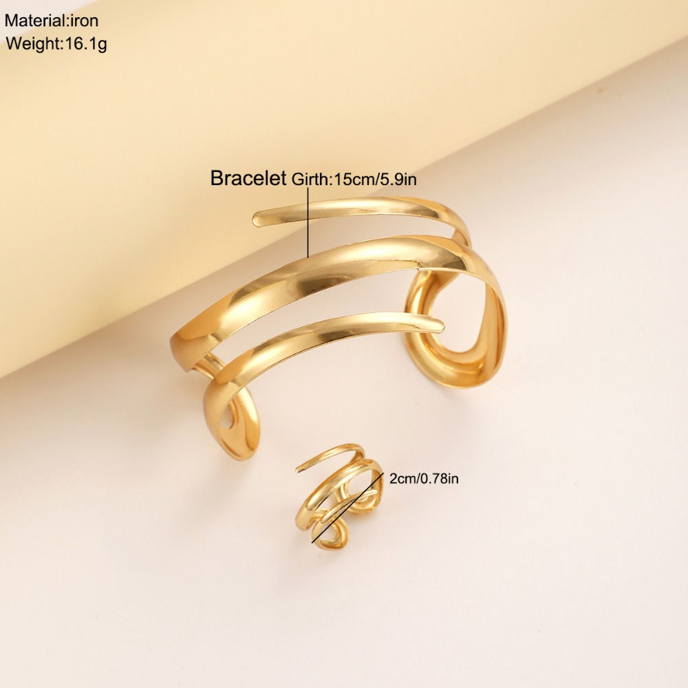 Elegant Ring and Bracelet Set