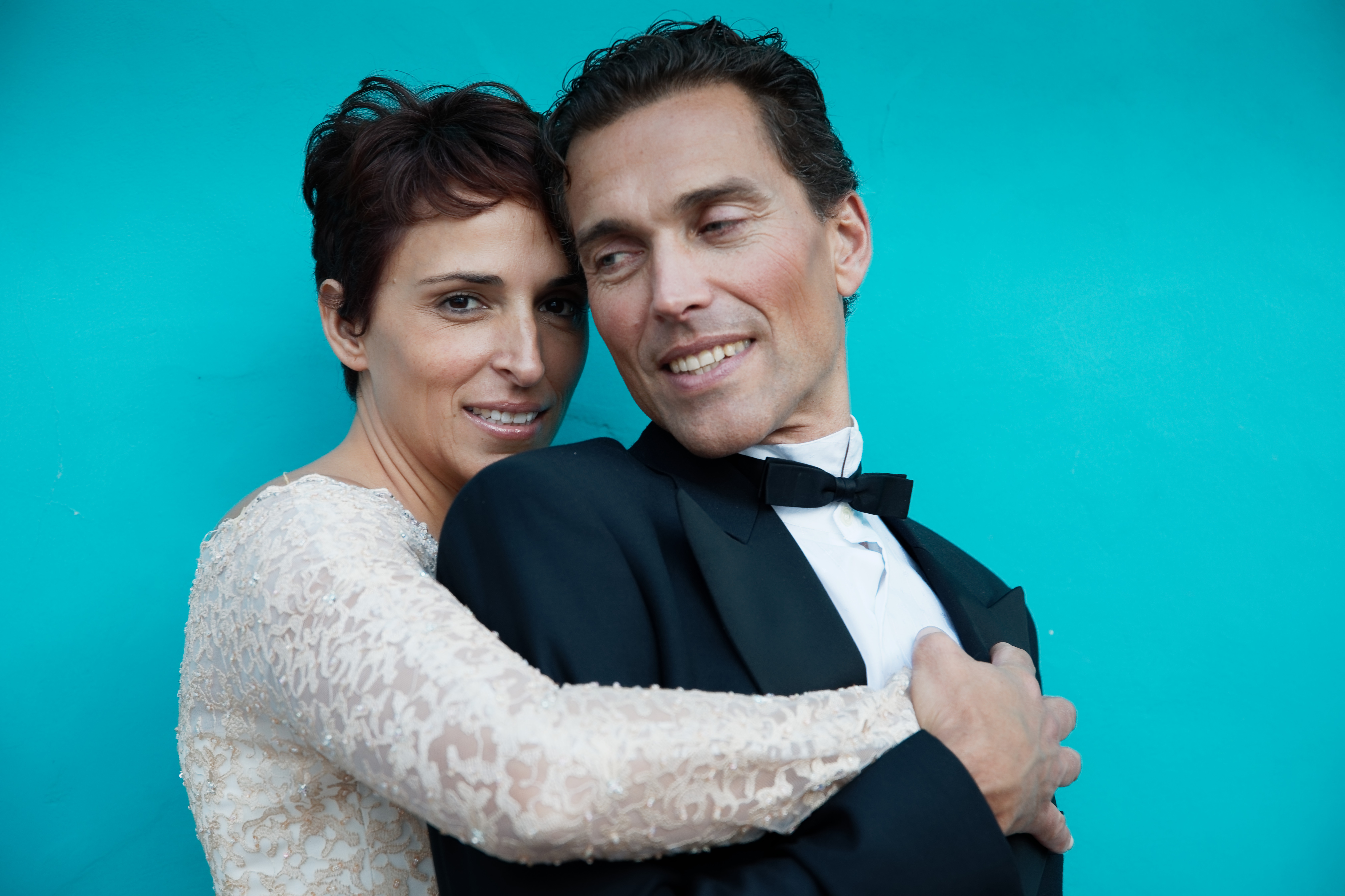 Wedding portrait: Hug 2.