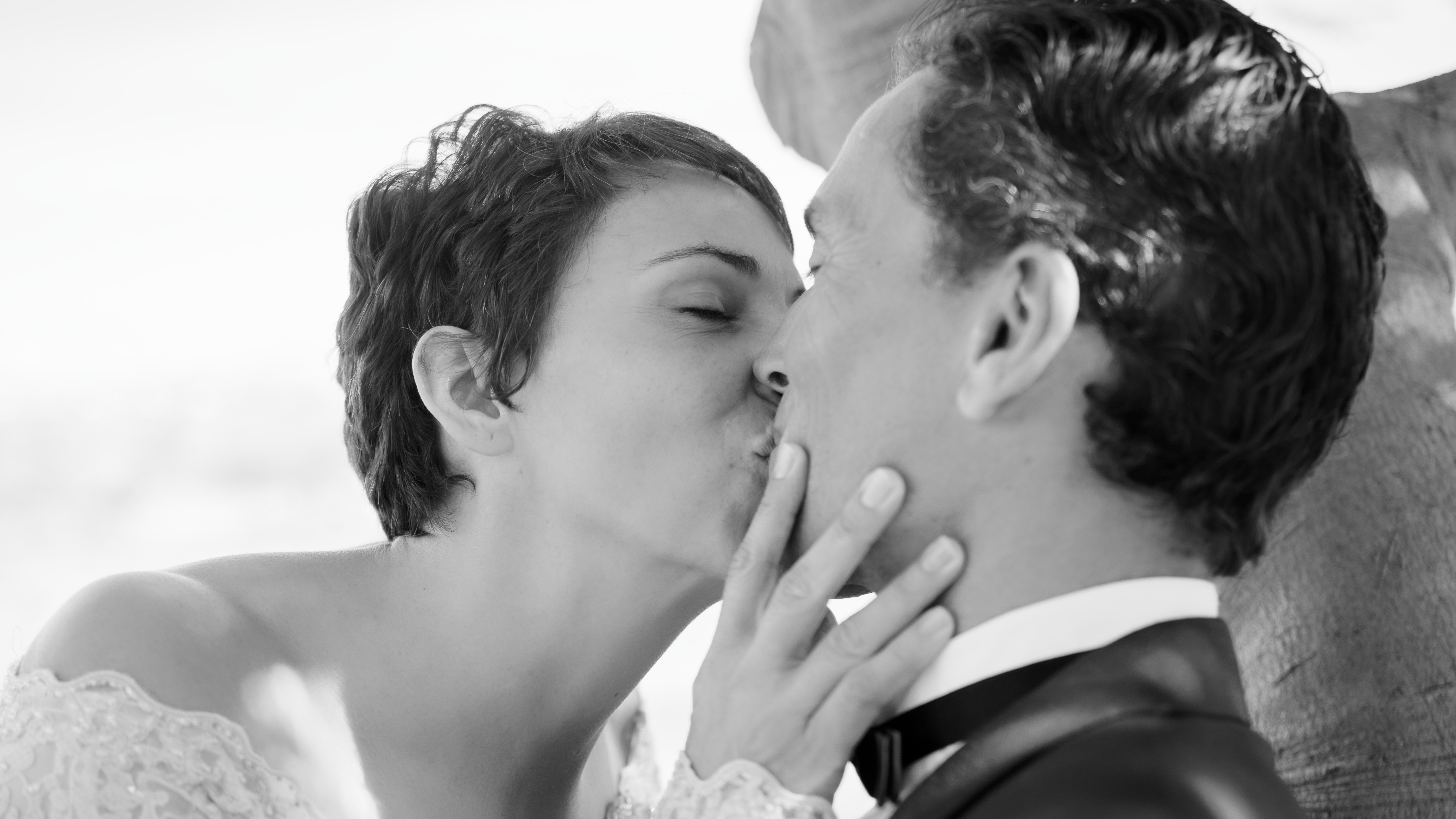 Wedding Portrait: Kiss
