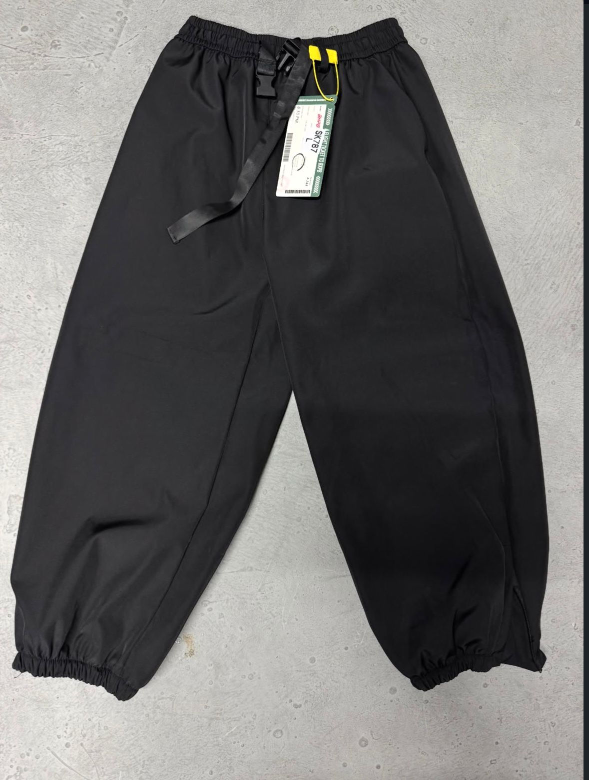 Baggy Pants 7