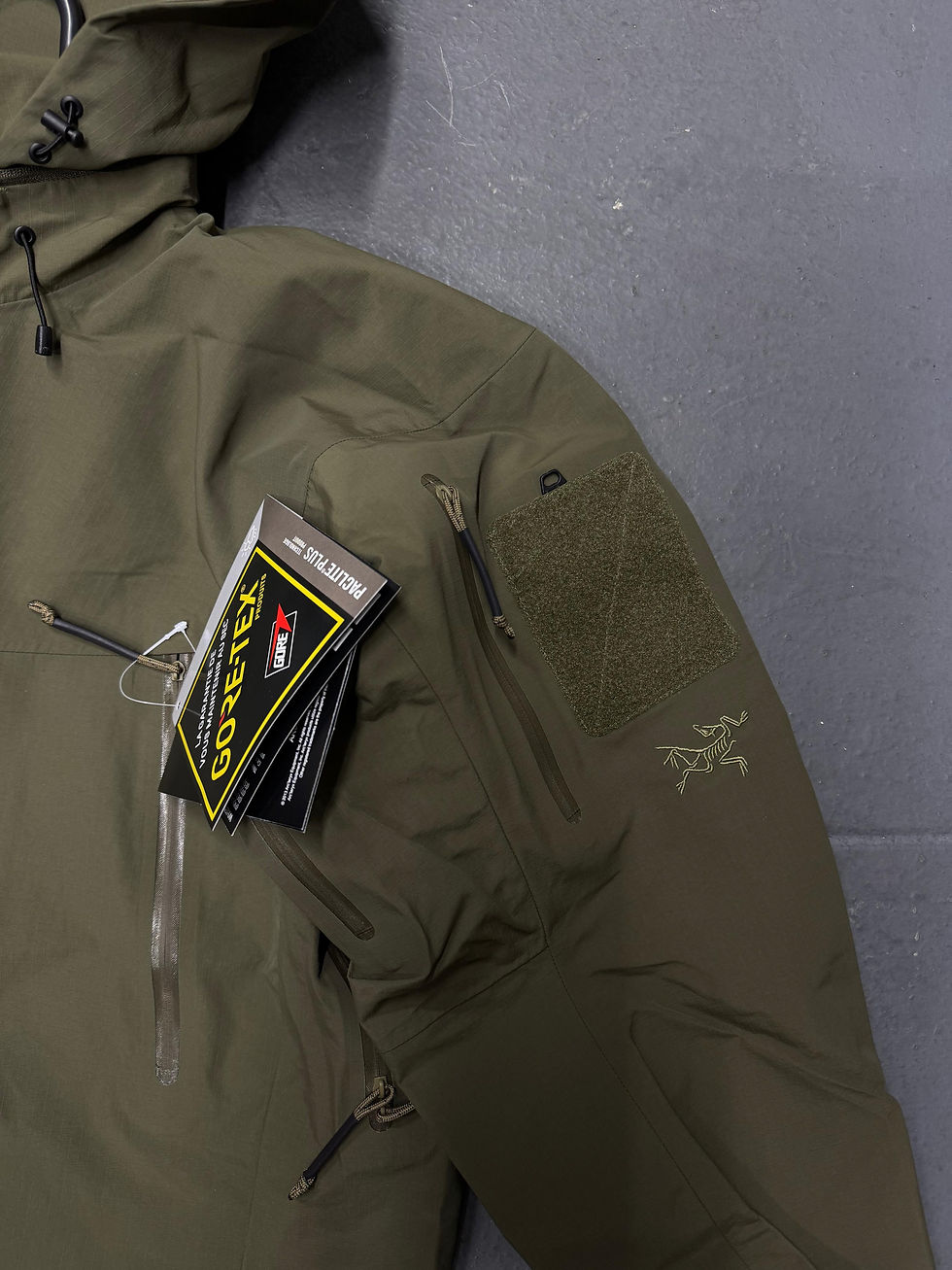 Thumbnail: Arc'teryx Leaf Gen2