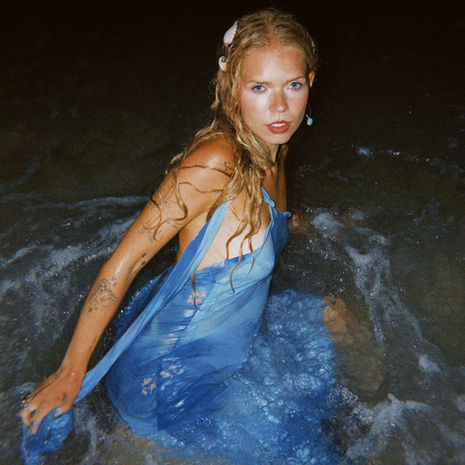 Dalia for her third ep ou Said My Sun Was Always Blue, But I’ll Let That Die With You’,