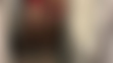 Le père noël porte une cage de chasteté 2/2