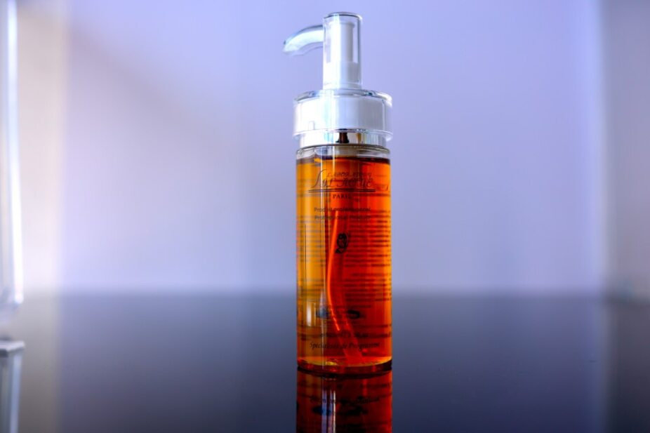 氨基酸美白潔面液105ml