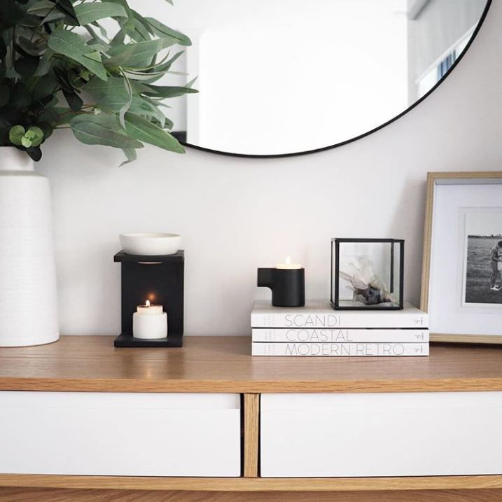 ELEUTHIA WOODEN OIL BURNER