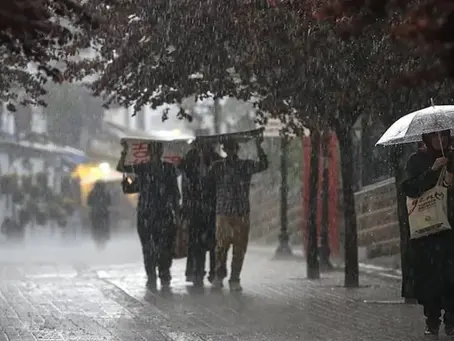 İstanbul'a sağanak geliyor! Bu illerde yaşayanlar dikkat!