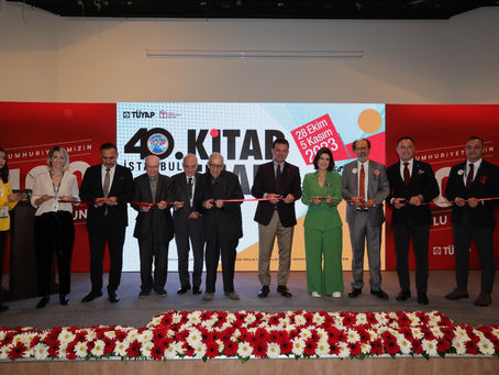 TÜYAP Kitap Fuarı'nda İmamoğlu 'Totemini' açıkladı