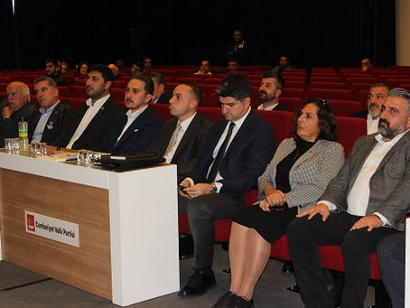 Dünkü haber: Ataşehir Belediye Meclisi üyeleri ülke gündemini 'tartıştı'