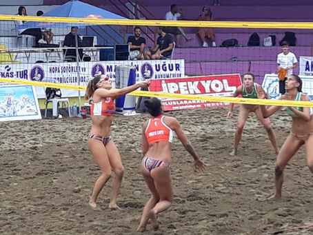 Hopa'da plaj voleybolu heyecanı bugün başlıyor